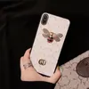 Luxury Butterfly Leather Phone Falls för iPhone 14PROMAX 14PRO 14PLUS 15PRO 15 15PROMAX 13MINI 13PROMAX 13PRO 11 12 PROMAX 12MINI 11PRO Fashion Protective Cover