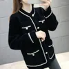 Malhas femininas Inverno doce doce coreano Cardigan Cardigan Fashion Pearl Button Imite Mink Velvet Vintage Sweater Jacket Autumn