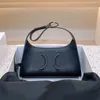 Plain Clutch Bag Underarm Bags Shoulder Bags Genuine Leather Letter Zipper Hardware Fashion Hobos Women Wallet Adjustable Belt Strap Highs Quality Thread Pochette