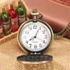 Pocket Watches Bronze Hollow Flower Quartz Halsband Titta på män Kvinnor Vintage Pendant Clock Arabisk siffra Vit Dial Chain Timepiece Gift