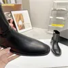 2022 Designer Channel Boots Chaussures Nude Noir Bout Pointu Mi Talon Longues Bottes Courtes Chaussures mmI