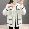 Malhas femininas Inverno doce doce coreano Cardigan Cardigan Fashion Pearl Button Imite Mink Velvet Vintage Sweater Jacket Autumn