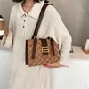 Borsa da ascella versatile da donna a tracolla monospalla moda autunno nuova mano rossa