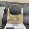 Prad väskor Tygväskor Lady Single Chain S Bag Women Er Handväska Luxury E Designer Wallet O Leather Fashion Crossbody Vintage 0Eby