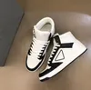 Berühmte Marke Weiß Schwarz High-Top-Sneakers Schuhe Männer Casual Walking America's Cup Sport Stoff Lackleder Sport Outdoor High-Top-Sneaker Designer Trainer Box