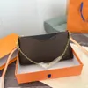 Women Luxurys Designer Bags Shoulder Bag Girls Mini Chain Handbags Pochette Crossbody Wallet Womens Purses Card Holder Messenger Purse Shoulderbag Handbag