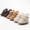 Eerste Wandelaars Babysokjes Winter Jongen Meisje Booties Pluis Zachte Peuter Schoenen Antislip Warm geboren Baby Wieg Mocassin 221125