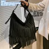 Sacos de ombro de senhores de outlet 2 Styles Street Personalidade Trassels punk mochila simples retrô fosco jiaozi bolsa de grande capacidade Tassel Bolsa de moda