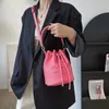 Lyxdesigner Drawstring Marc The Tote Bucket Bags Women Mänväska med axelväska rem och topphandtag handväskor PU Evening NE3140