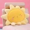 Nuovi giocattoli creativi Cute Cloud Sun Pillow Baby Room Decoration Comfort Sleeping Doll Beautiful Healing Cuscino ornamentale Tessuto confortevole J220729