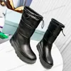 Platforma WMENS Winter Snow Boots Sheepskin Down wyściółka ciepła wygodna poślizg na zewnętrznych butach swobodnych z niskim obcasem Designerskie wysokie deszczowe kni