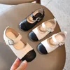 Flat Shoes Spring Autumn Girls Black White Patchwork läder barn lägenheter barn Mary Janes Baby Princess Shoe Toddlers