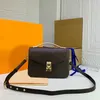 Stara torebka kwiatowa Messenger Crossbody Bag Klasyczne płótno skórzana litera drukowana torebka torebka wnętrz