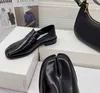 Mm6 split teen schoenen zacht patent lederen hiel loafers tabi Britse varken voeten damesschoenen muller schoenen6