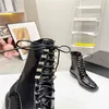 2022 Designer Channel Bottes Chaussures Nude Noir Bout Pointu Mi Talon Longues Bottes Courtes Chaussures mmY