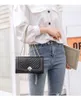 Kobiety na ramiona torba crossbody torebka torebka luksusowe torby designerskie skórzane łańcuchowe klapa sprzęgła TOTE TOTE TERSE MODA Okładka solidna hasp talia kwadratowa karta Portfel