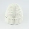 Bonnets Skullies à rivets Harajuku pour hommes et femmes, mode Streetwear Hip Hop, casquettes tricotées douces et chaudes