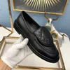 Boots Small Xiangling Checker Leather 2022 جديدًا جديدًا متعدد الاستخدامات على الطراز البريطاني على أحذية Lefu
