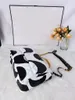 2024 Designer Luxury Shoulder Bag Messenger Handbag Casual Fashion Photo med Must-Have Bag 5902 CC5902