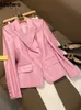 Damesleer Faux Lautaro Spring Stijlvolle korte roze zachte Pu Blazer Lange Mouw Slim Fit Luxury Jackets For Women Elegant Fashion 5XL 221125