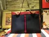 45 cm stor kapacitet Tote Travel Bags Woman Italy Brand Lady Shoulder Luxury Tigerses shoppingväskor med kort plånbok slipande sandhud 10a mycket kvalitet handväska