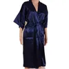 Erkekler pijama markası siyah erkekler ipek uzun kimono robe elbisesi düz renkli yaz gündelik gecelik yumuşak rahat yenilik kıyafetleri