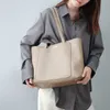 Sac de designer Sacs fourre-tout en cuir véritable pour femmes 2022 Mode Luxe Grande capacité Shopping Sac à bandoulière Simplicité urbaine Tendance Sac à main