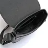 حقيبة الكتف للرجال عتيقة Pu Leather Man Messenger Bag Businers Luxury Facs Designer Male Crossbody Pack
