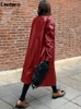 Femmes en cuir Faux Lautaro Automne Long Surdimensionné Vin Rouge Trench-Coat pour Femmes Manches Revers Lâche Casual Élégant Mode Coréenne 221125