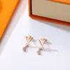 2022 Fashion Diamond earring merk oorbellen ontwerpers oorbuien brief vrouwen zilveren rosé gold dames feest trouwliefhebbers geschenkbetrokkenheid bruid sieraden