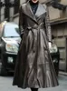女性の革のフェイクネラッツルリ秋、女性ベルトスカートのエレガントな豪華なファッション5xl 6xl 7xl 221125のための女性ベルトのブラックブラックソフトトレンチコート