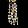 Chaînes 4-5mm Collier de perles multicolores naturelles baroques pour femmes 3 brins de long 45 ''