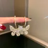 أزياء مبالغ فيها بعنوان تاسل أقراط Micro Micro Diamonds Crystal Butterfly Love Love Personal Womenbling Shiny Long EA5579373