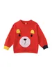 Camicia a colori da indossare per bambini abbinata a una felpa con cappuccio alla moda a maniche lunghe con testa di orso a forma di simpatico cartone animato