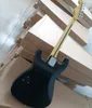 6 Strings Black Electric Guitar with Humbucker Pickup Maple Fretboard Customizable