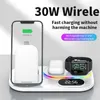 Holder Car 4 em 1 Fast Wireless Charger Clock Pad para iPhone 13 12 11 Pronto de carregamento sem fio Pro para Apple Watch 7 6 SE/AirPods Pro