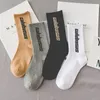 Mens Socks Skateboard Fashion Letter Gedrukte sportsokken Sokken Hip Hop