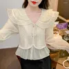 Kvinnor BLOUSES 2022 Spring Fall Women Ruffled Sweet Ladies Beige Top Blouse Woman Autumn Patchwork Hook Flower Hollow Tops