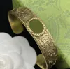 Mode Guldarmband Kvinnor Män Manschett i rostfritt stål Klassiska bokstavsarmband Smycken Kvinnor Justerbara armband av hög kvalitet