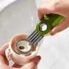 Tre-i-en kopp t￤cker borst pacifier borst hush￥ll k￶k multifunktionell vikbar mini allround kreativa reng￶ring borstar verktyg
