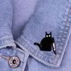 Broches film d'horreur masque dessin animé émail broche créative métal broche broches Denim chapeau Badge collier bijoux Halloween cadeaux