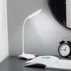 Lampy stołowe do stylu LED Lampka biurka na małą nocą USB, która osłania oko na składaną głowicę łóżka