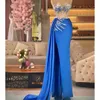 Elegant blå plus storlek balklänningar ärmlös satin stropplös v halsapplikationer glänsande paljetter pärlskada afton klänning klänningar sida slits golvlängd festklänningar anpassade