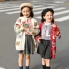 Sweter z dzianiny dla dzieci ubrania zimowe dla dziewcząt bawełniany długi rękaw singiel single piersi urocza warstwa warta 221128