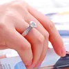 Bröllopsringar Trendiga Bohemian Crystal Inlaid Ring Ladies Fashion Aosterrian Rhinestone Engagement Accessorie Party Jewelry