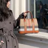 Designer bolsas femininas bolsa de couro das mulheres 2022 xadrez lona grande capacidade ombro único saco mensageiro versátil commuter saco