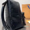 2022 Bolsas de pacote de bolsas masculinas e femininas Impressão de mochilas de impressão de desenho de modelo neutro da bolsa de luxo para homens mochilas mochilas moda mochilas