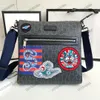 Heren Night Courrier Designer Message Bag 547751 Crossbody Italië Luxe canvas Leer Kleurrijke patches Snake Tiger Messenger bag voor heren Rood Groen Webstreep