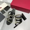 Designer V Slide Sandália Moda Rebite Tornozelo Correia Salto Desliza Mulher Sapatos de Salto Alto Luxo Couro fsdffs