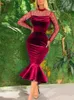 Party Dresses Women Vintage Burgundy Midi Contrast Lace Long Sleeve Mermaid Hem High Neck Velvet Bodycon Evening Christmas Wear 221128